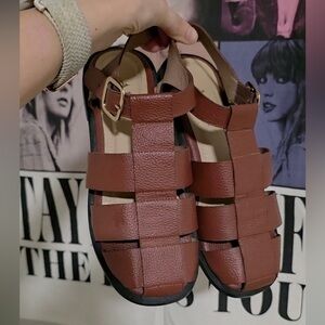 Elegant Tan Leather Sandals